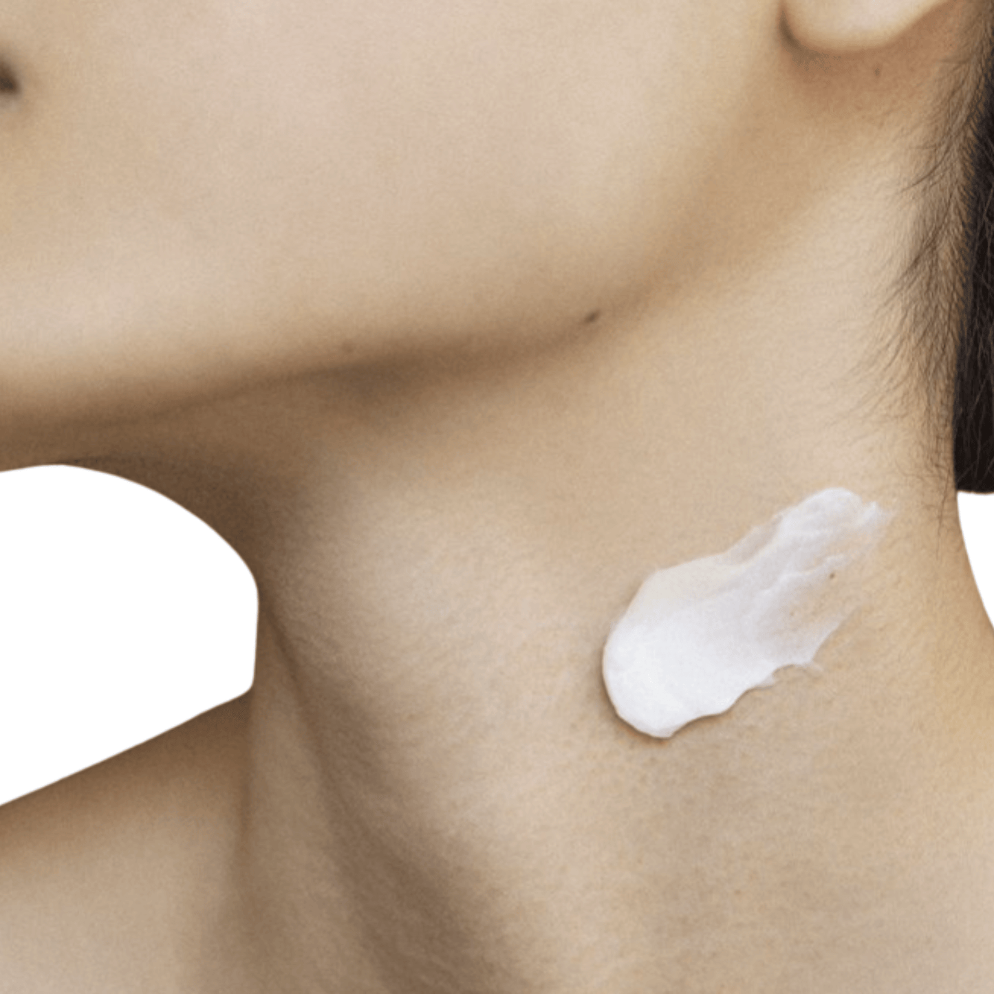 Anti-ageing preventive treatment designed to reduce and soften wrinkles on neck and decollete.