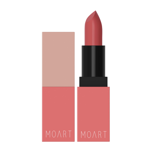 Moart Velvet Lipstick has a texture that is close to matte lipstick, but it is very soft unlike general matte lipsticks. It was developed so that those who prefer matte lipstick can be more satisfied without the dry and stiff feeling of matte lipstick. Even those who are reluctant to use matte lipsticks can feel free to use it.